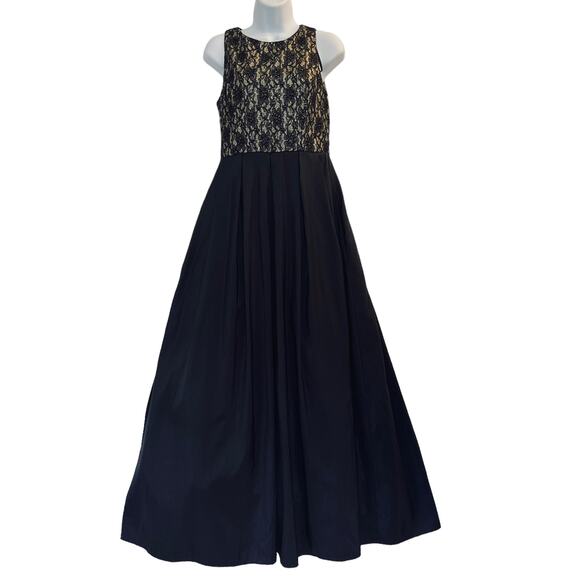 Eliza J Ballgown Women's 4 Black and Gold Sleeveless Scoop Neck Keyhole Back - Picture 1 of 6